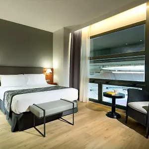 4* Отель Exe Isla Cartuja