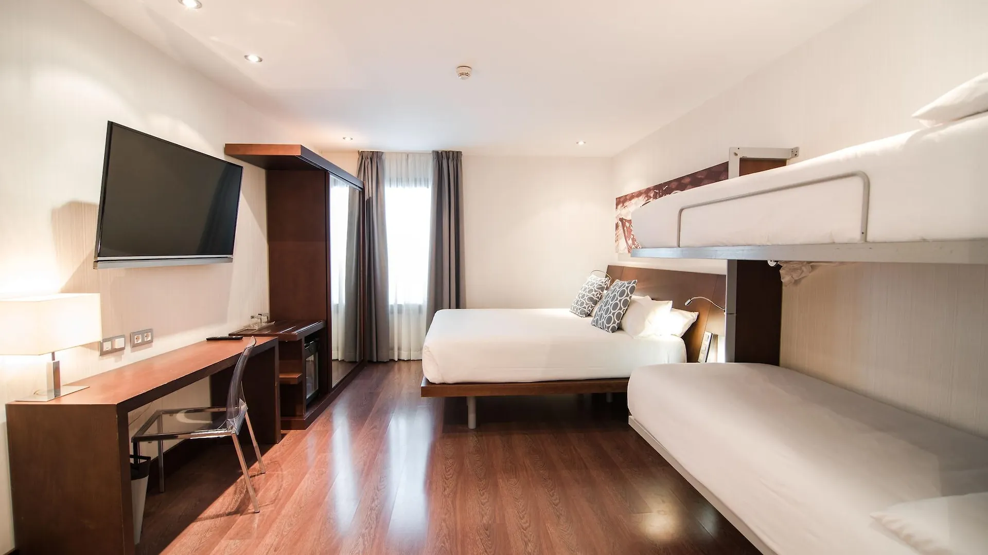 Petit Palace Marques Santa Ana Севилья Отель