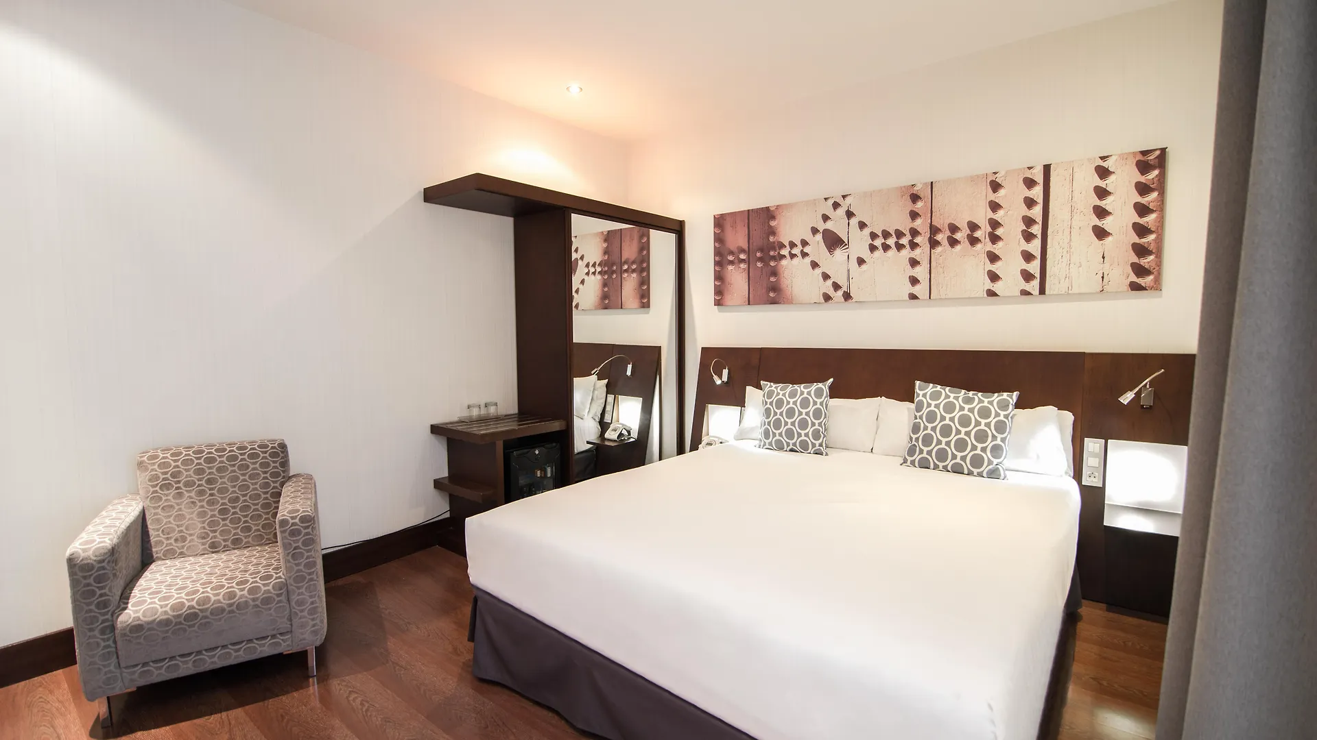**** Отель Petit Palace Marques Santa Ana Севилья Испания