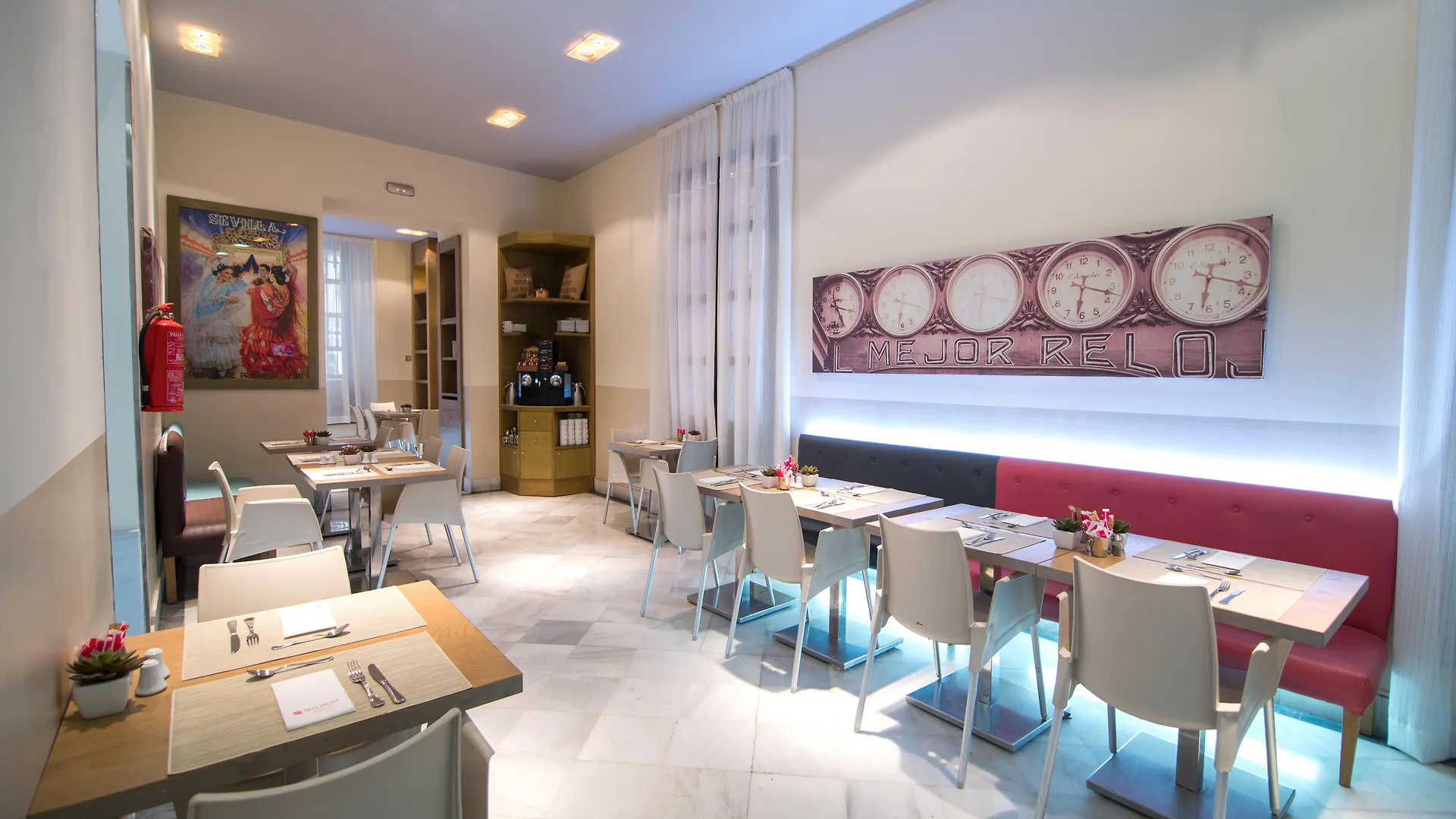 Отель Petit Palace Marques Santa Ana Севилья