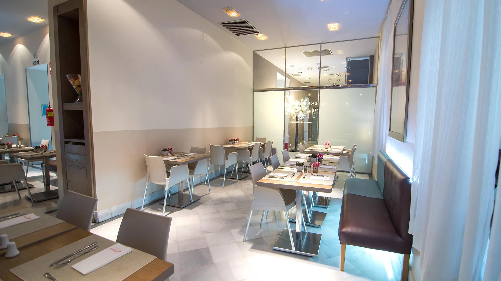 **** Отель Petit Palace Marques Santa Ana Севилья Испания